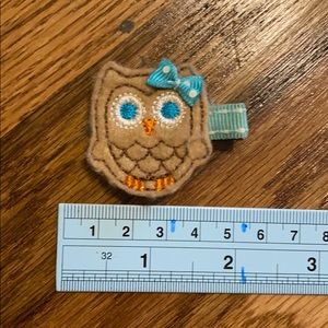 Embroidered owl clip